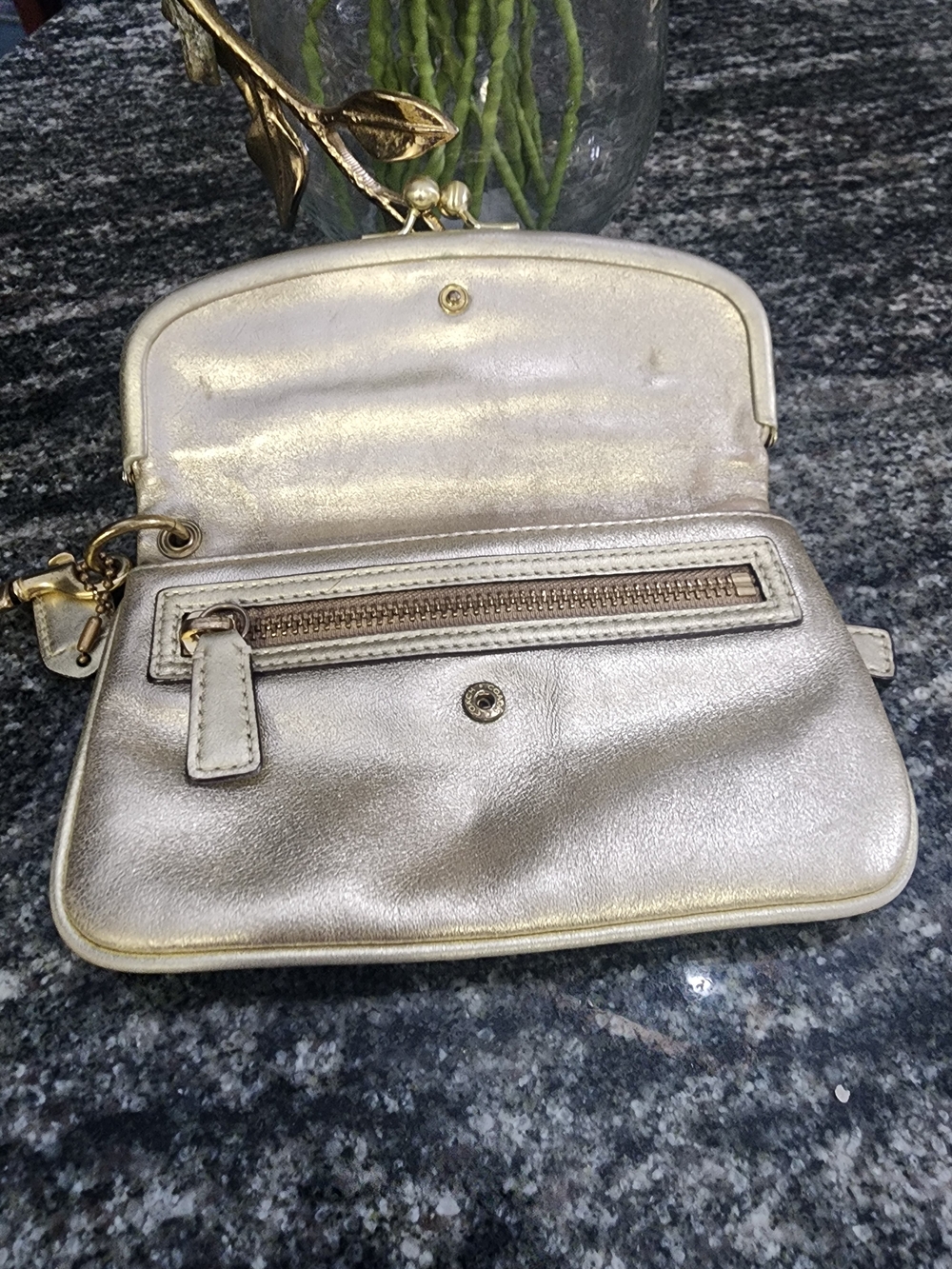 COACH 65th Anniversary Legacy Kiss Lock Metallic Gold Leather Wristlet- 2006 - Picture 8 of 10
